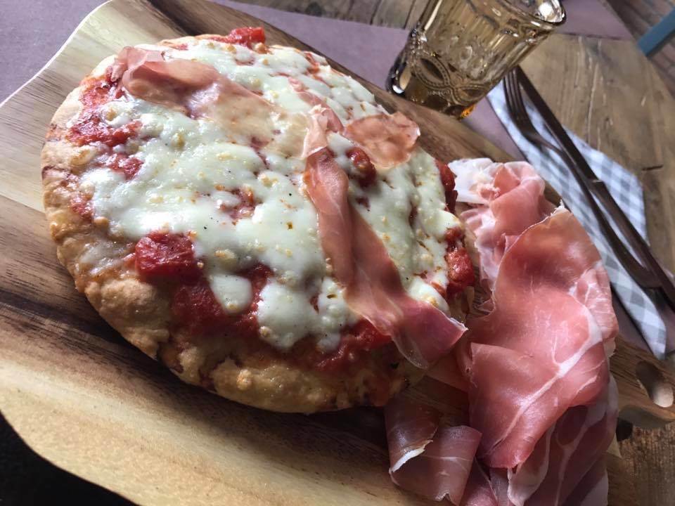 卡夫里亚戈 Rossodivino酒店 外观 照片